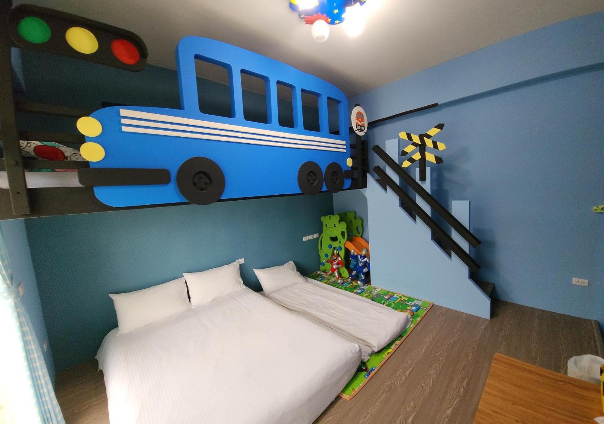 The Railroad Runs Hotel Taitung Room photo